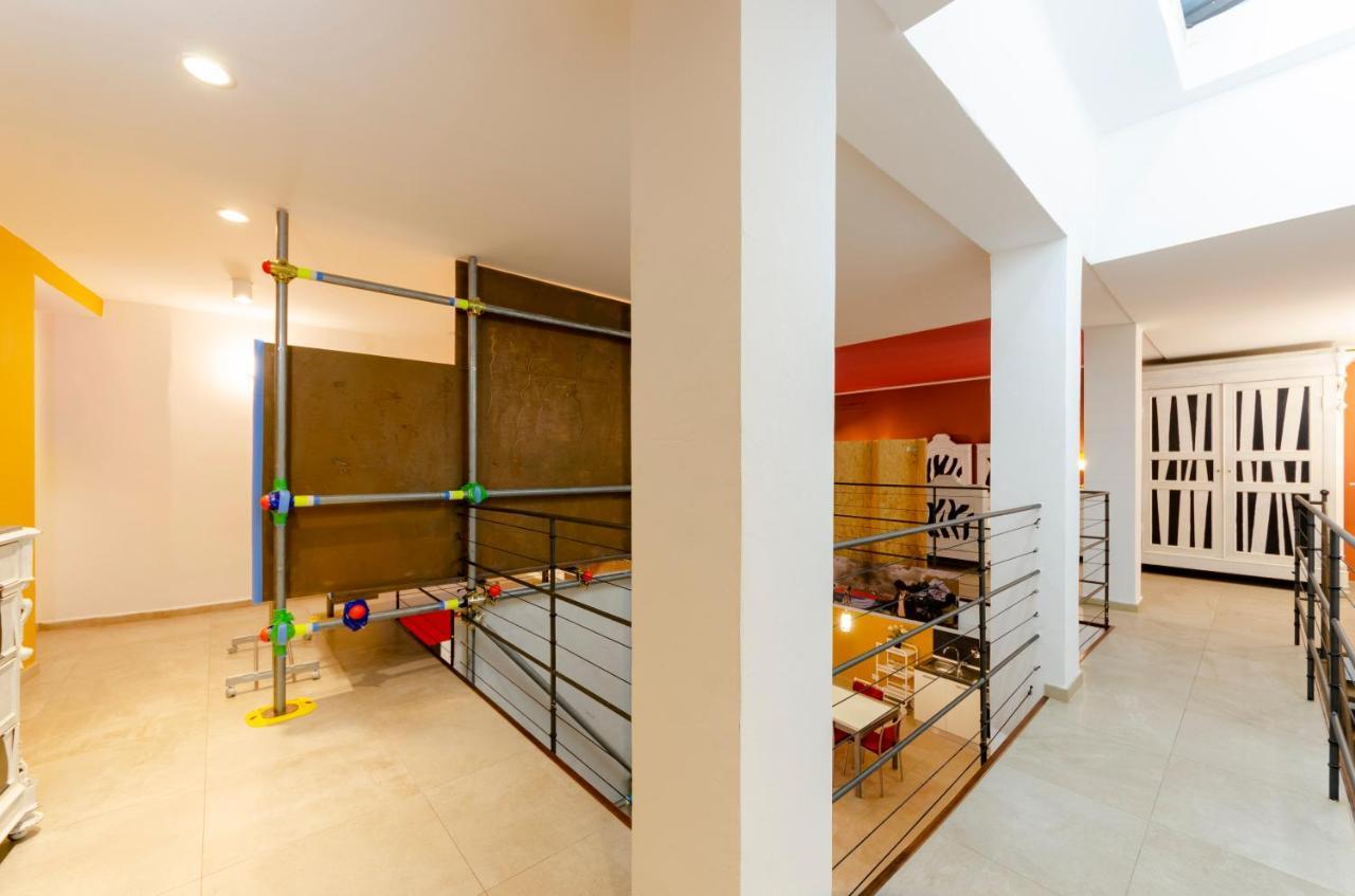 Joivy Vibrant Open-Plan Apt For 6 In Historic Centre Apartment Генуа Екстериор снимка